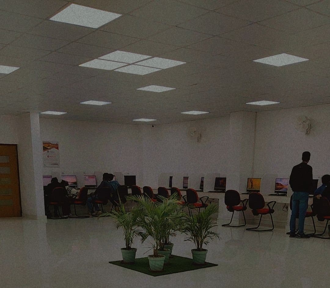 Dronacharya Group of Institutions Greater Noida Academic Building photo 34